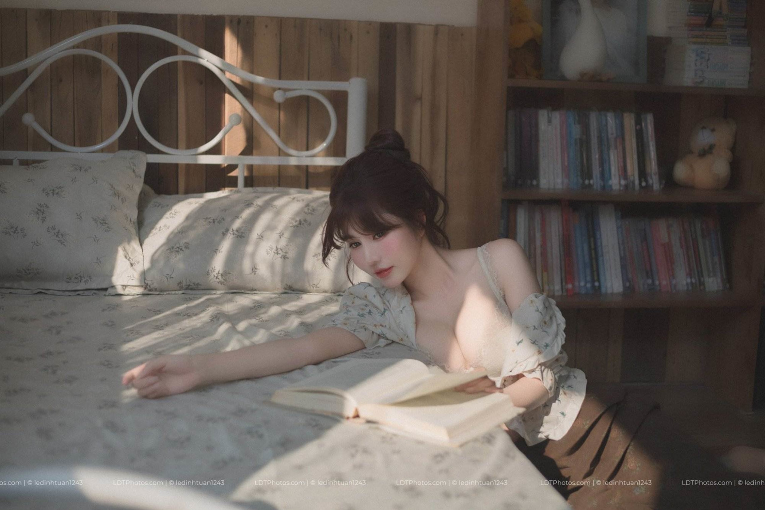 Hoa thẹn thùng 2 - mod Huỳnh Mai Linh - Sexy - LDTPhotos