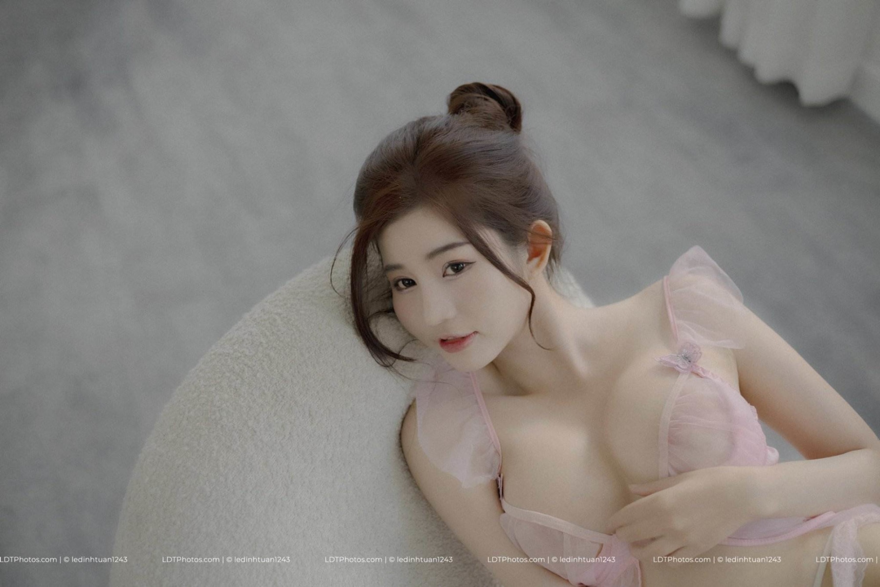 Bra hồng