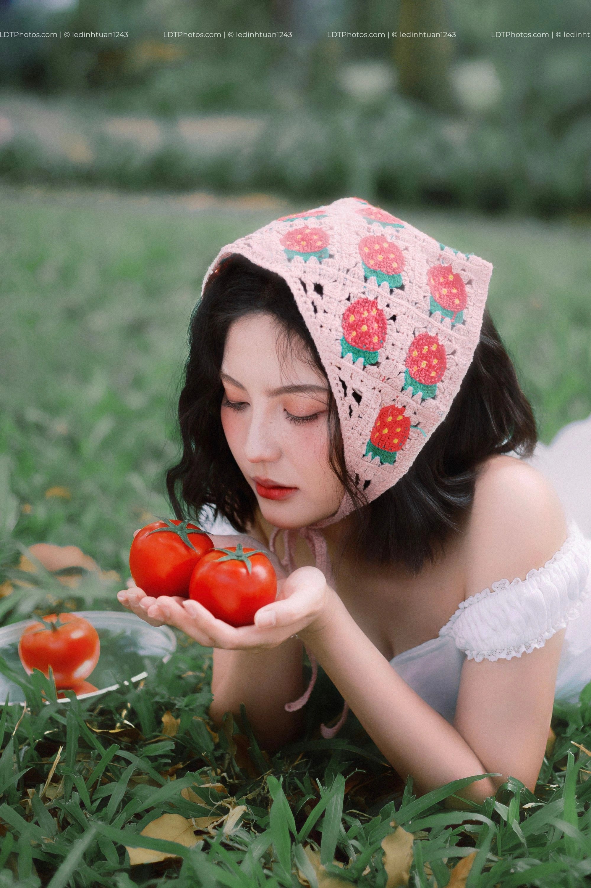 Concept Cà Chua Hè