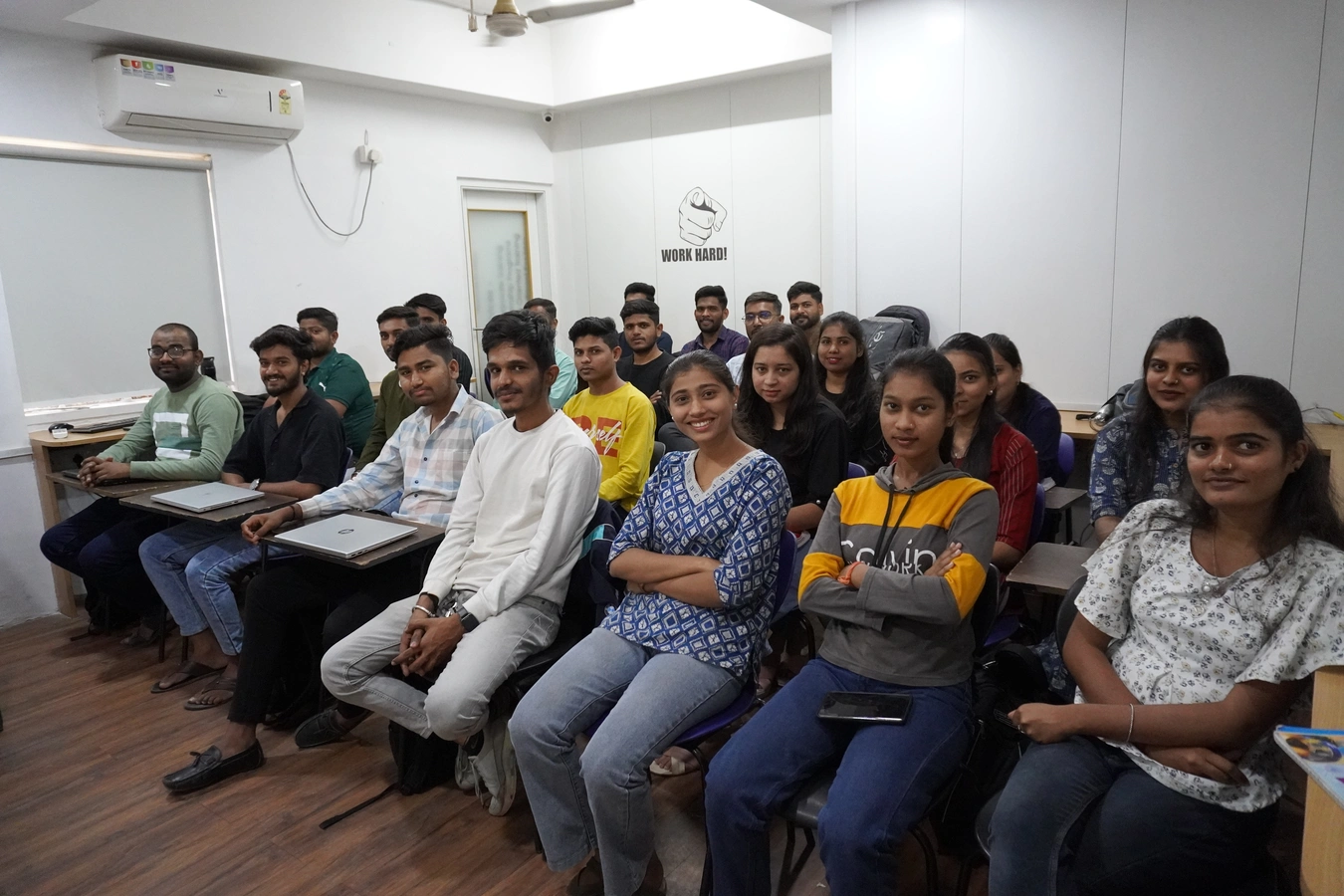 Fortune Cloud Technologies placement drive and tech seminar, Shivajinagar Pune