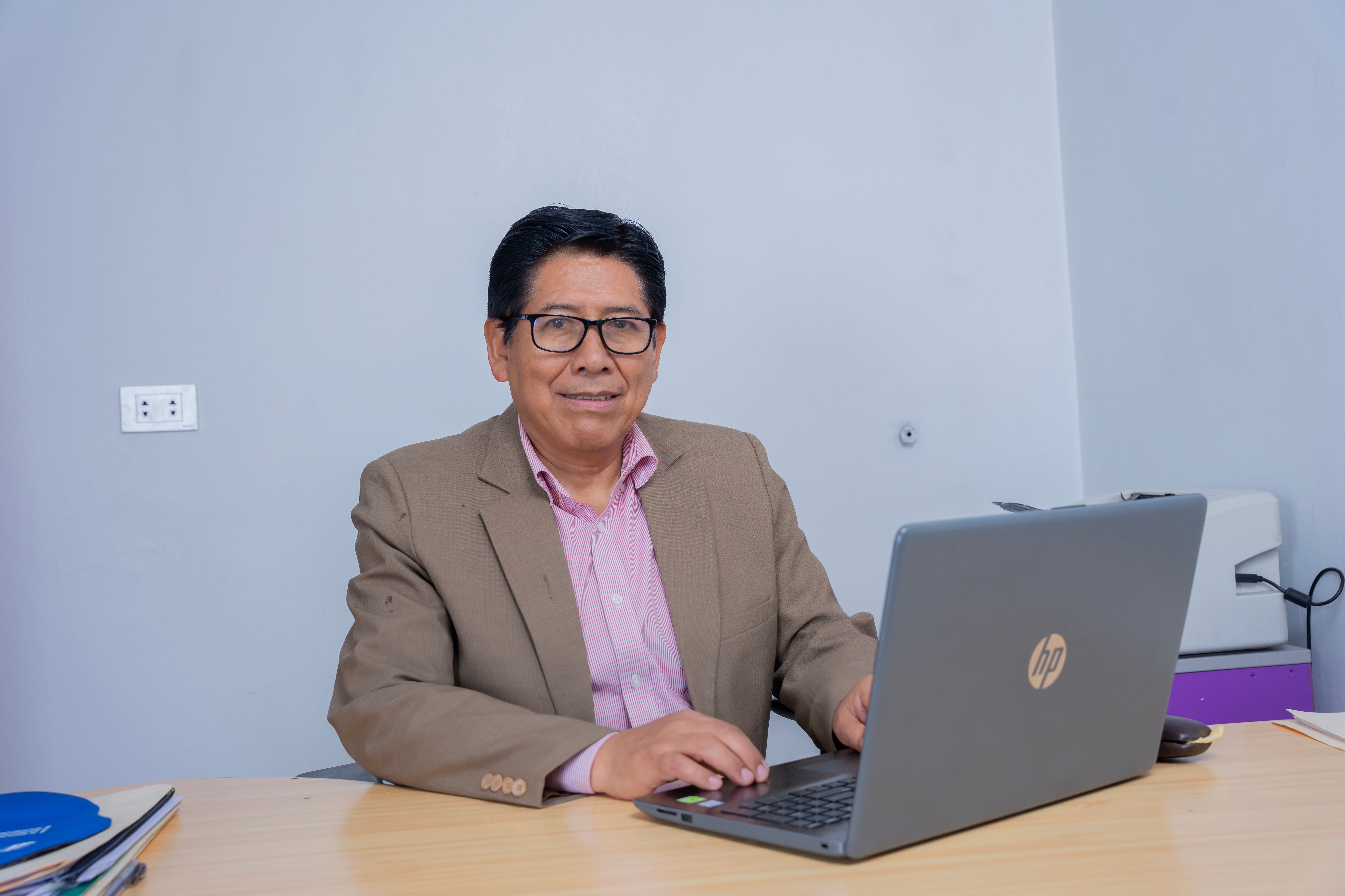 Eco. Juan W. Palomino Gutierrez - Secretario - Ayllus Peru