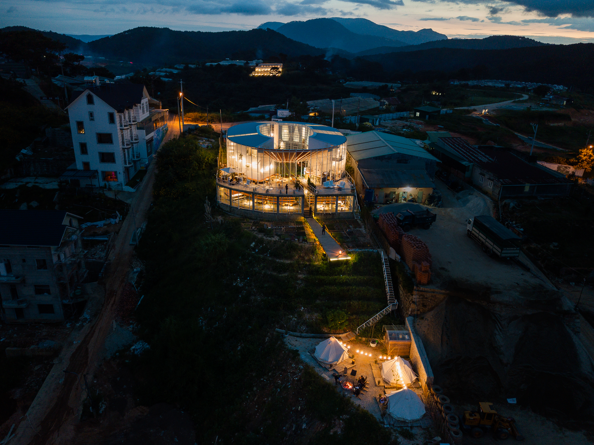 Nhà lồng Đà Lạt 3