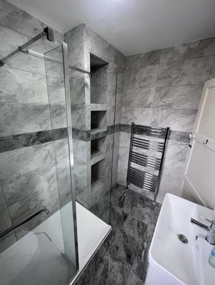 Bathroom tiling detail