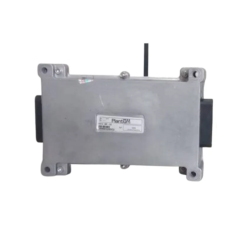 Módulo Plantium - UCU BX 155 para pulverização agrícola, com destaque para suas conexões e indicadores luminosos.