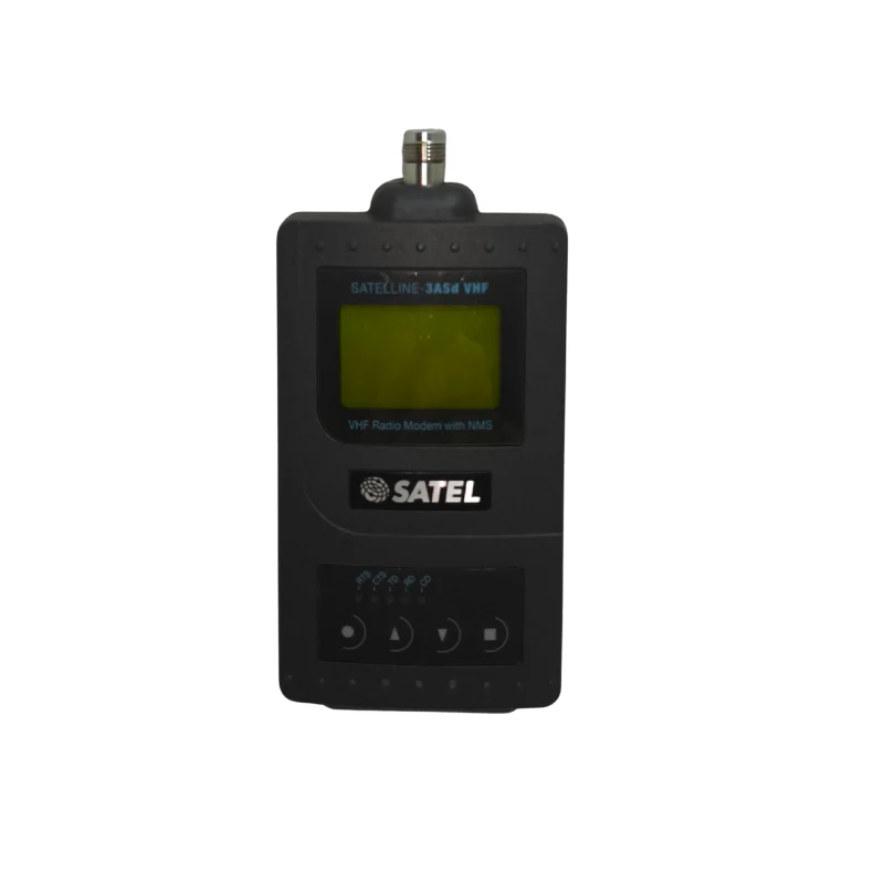 Rádio RTK Satel 1000W da Outras Marcas, para agricultura de precisão, instalado em trator.