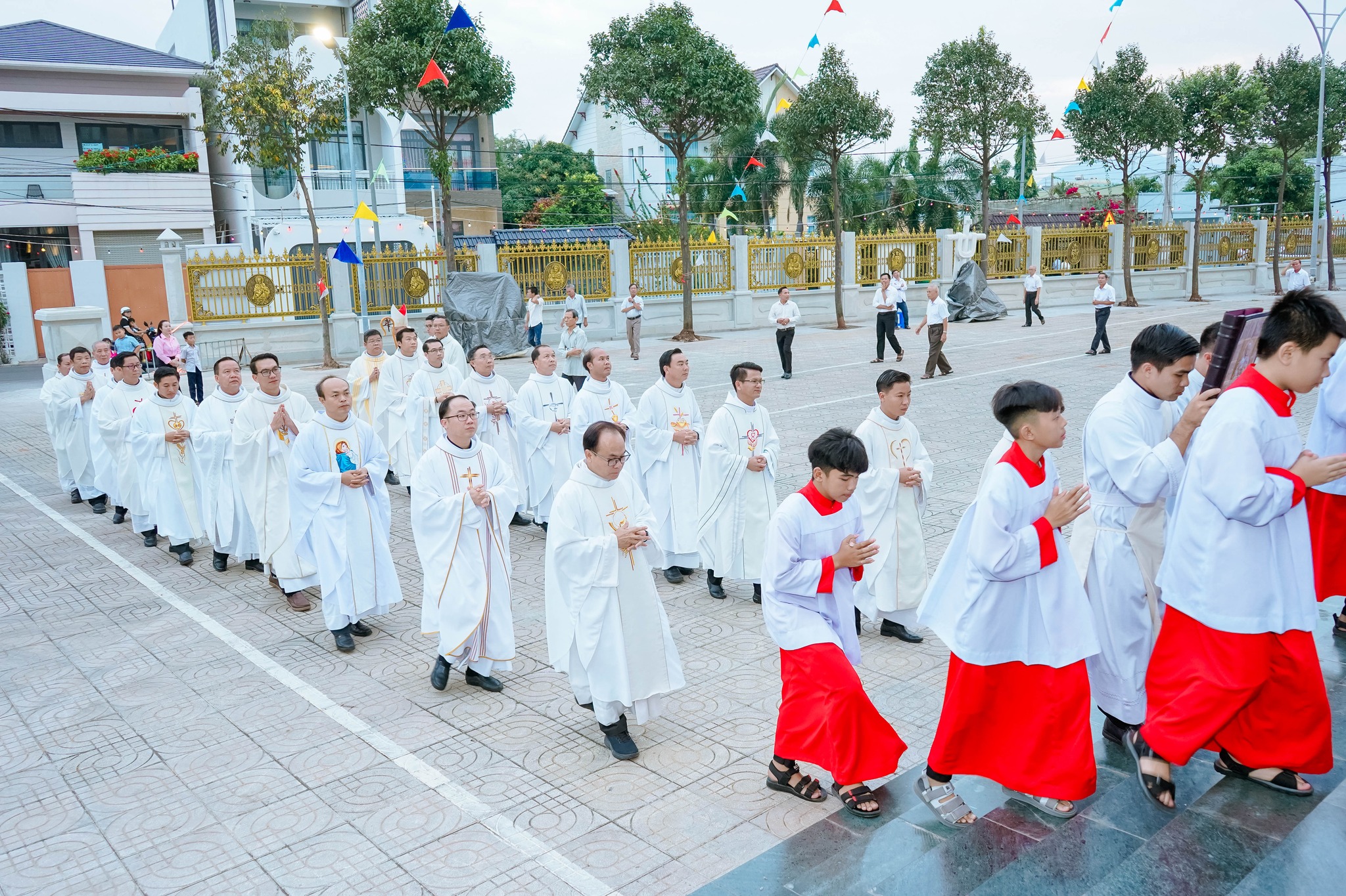 Gx. Phước Lâm: Thánh lễ tạ ơn mừng 60 năm thành lập Giáo xứ- Ngày 09.12.2025