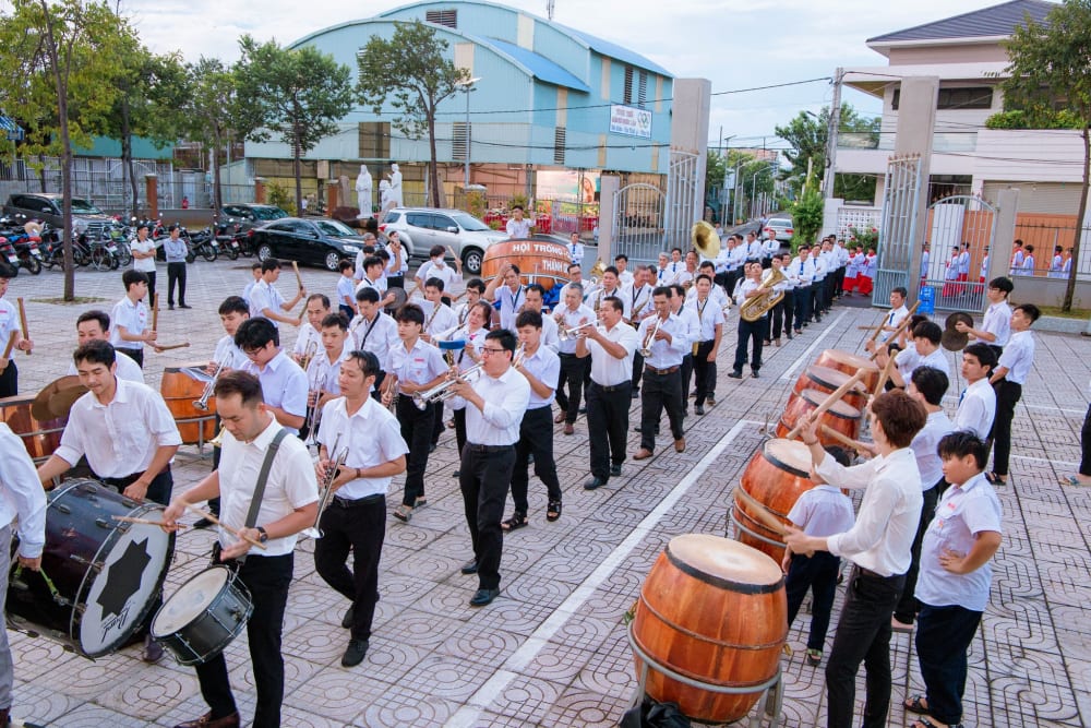 Gx. Phước Lâm: Mừng Sinh Nhật Đức Trinh Nữ Maria - Bổn Mạng Hội Tận Hiến Gx. Phước Lâm: Mừng Sinh Nhật Đức Trinh Nữ Maria - Bổn Mạng Hội Tận Hiến