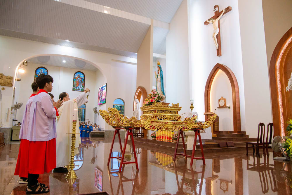 Gx. Phước Lâm: Mừng Sinh Nhật Đức Trinh Nữ Maria - Bổn Mạng Hội Tận Hiến Gx. Phước Lâm: Mừng Sinh Nhật Đức Trinh Nữ Maria - Bổn Mạng Hội Tận Hiến