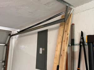 Extension spring detail