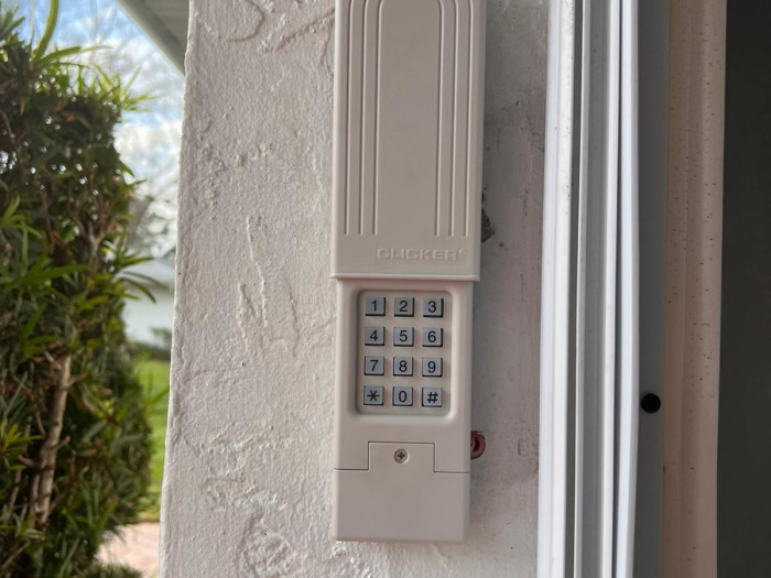 Wireless keypad installation