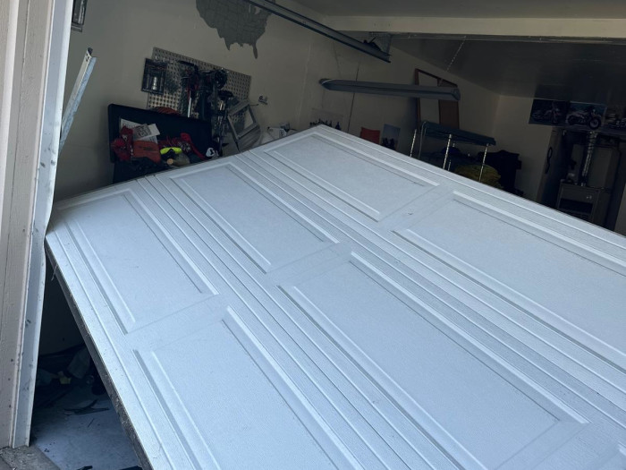 Emergency door repair