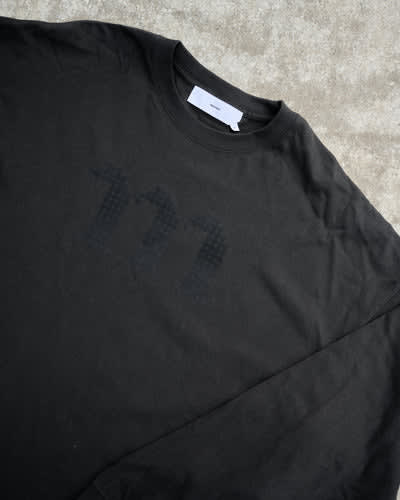 "m" DOTS TEE LONG DARK GREY