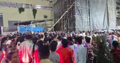 Mumbai News: मुंबई में भगवान गणेश की प्रतिमा ला रही भीड़ पर अंडे फेंकने का आरोप, बवाल मचा तो पहुंची पुलिस