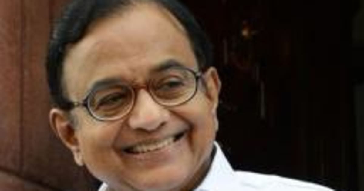 चिदंबरम ने कहा 'दिमाग़ी नक्सल' होने पर गर्व, तो लोगों ने क्यों याद दिलाया उनका कार्यकाल