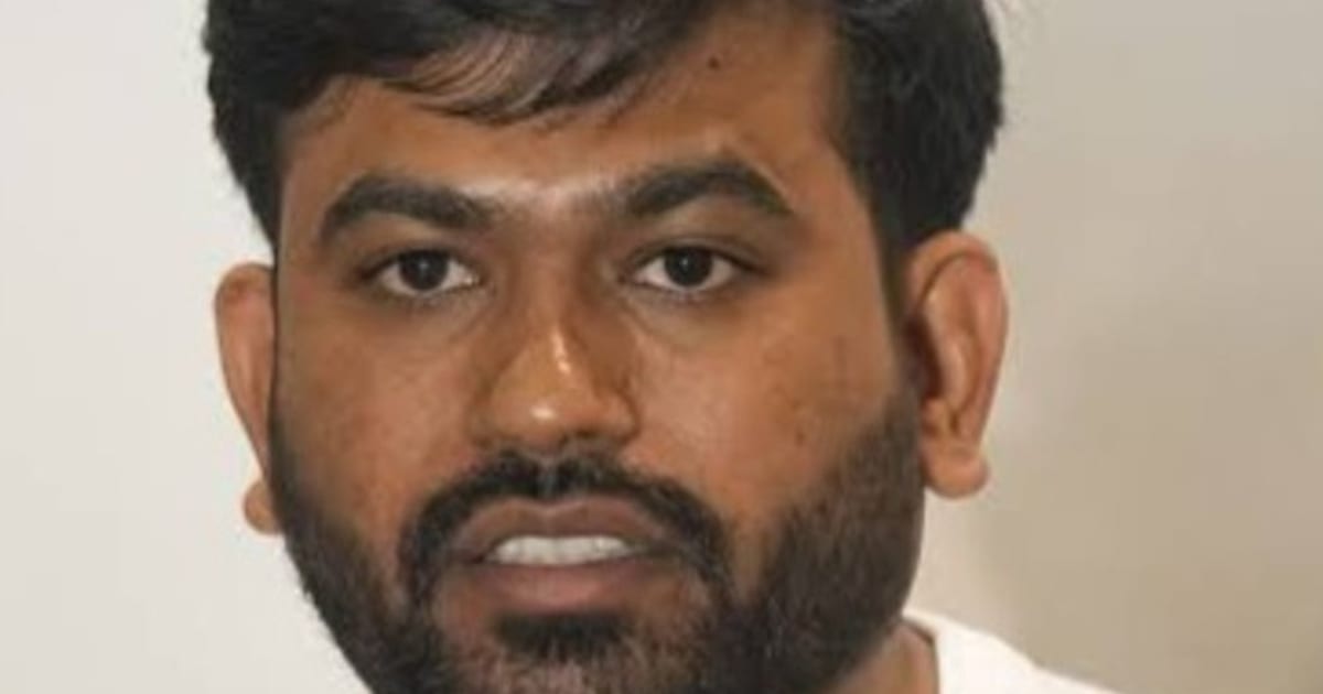 बॉम्बे हाईकोर्ट क्लर्क टाइपिंग टेस्ट में सर्वर-कंप्यूटर फेल:अभिजीत दीपके ने दोबारा परीक्षा की मांग की; उम्मीदवारों ने प्रदर्शन किया