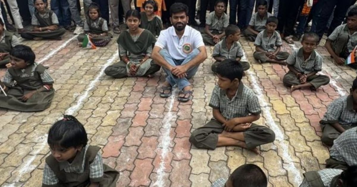 दीपके के गांव में स्कूल की मरम्मत शुरू:दो दिन पहले वीडियो बनाकर गिनाई थीं कमियां; CCTV और टॉयलेट का काम चालू