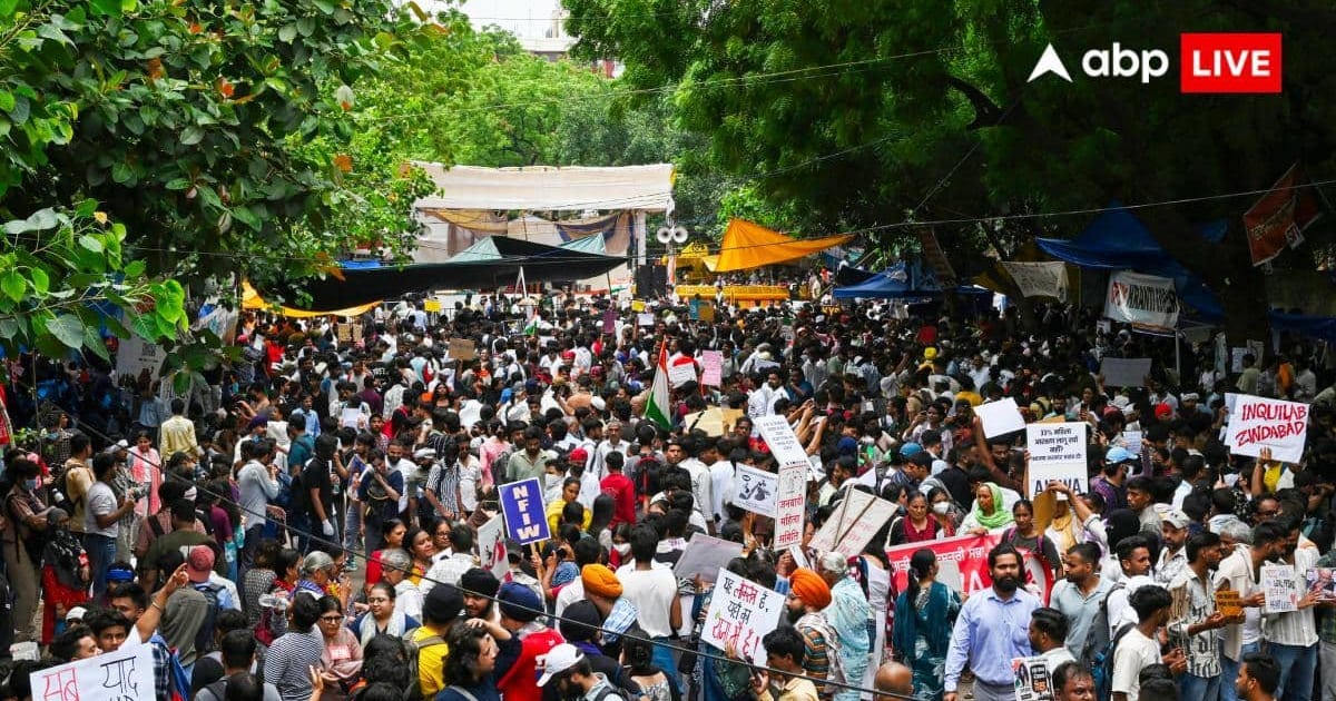 'असामाजिक तत्व शामिल थे', CJP प्रोटेस्ट लाठीचार्ज पर पुलिस का SC में हलफनामा