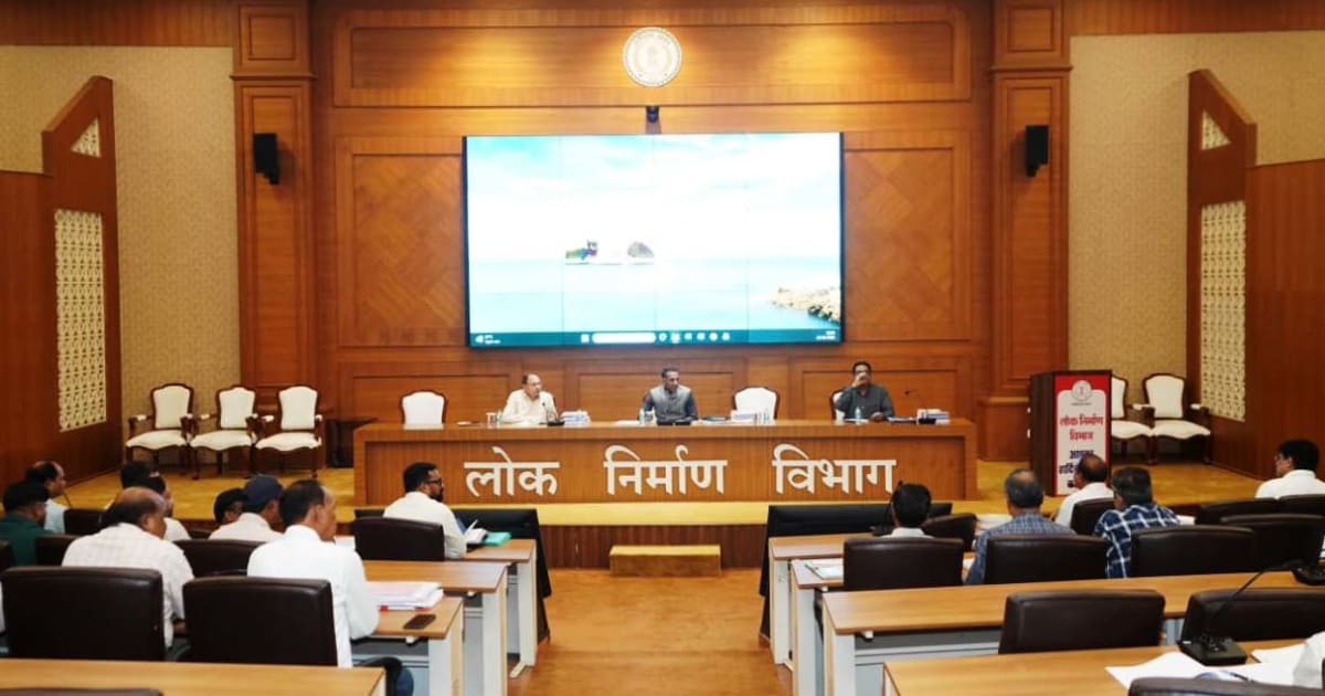 बस्तर में निर्माणाधीन सड़कों और पुल-पुलियों को दिसंबर तक पूरा करने के निर्देश
