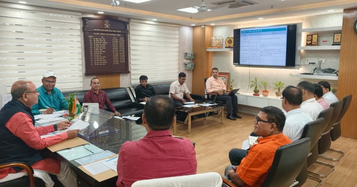 सरकारी आईटीआई में छात्रावास-सोलर पैनल, भूमि दान पर नामकरण का प्रस्ताव