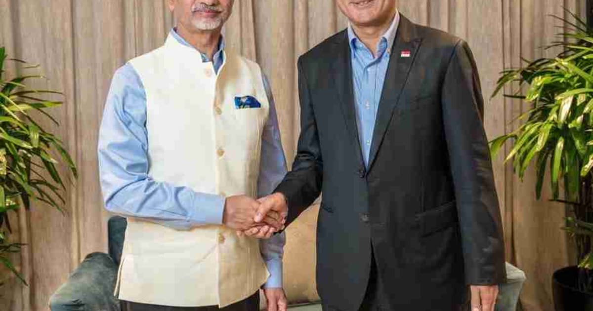 विदेश मंत्री डॉ एस जयशंकर ने सिंगापुर के विदेश मंत्री विवियन बालाकृष्णन से मुलाकात की