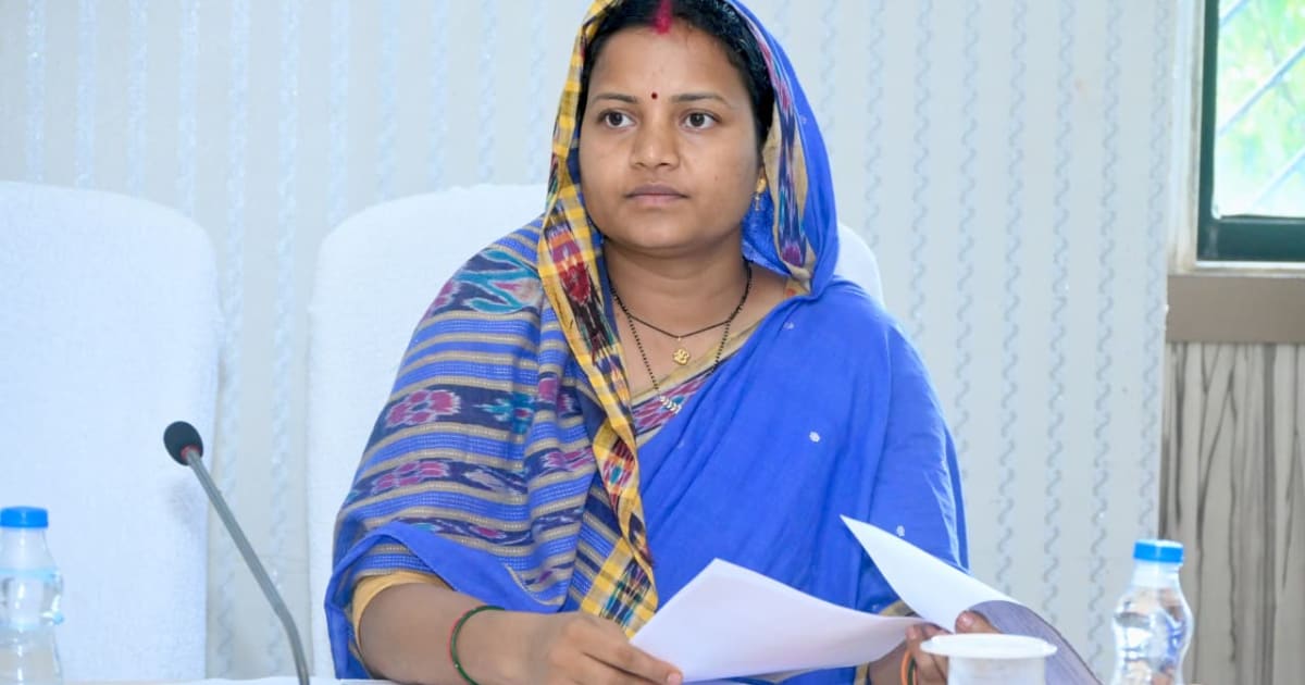 मंत्री लक्ष्मी राजवाड़े ने ली समाज कल्याण विभाग की उच्चस्तरीय समीक्षा बैठक