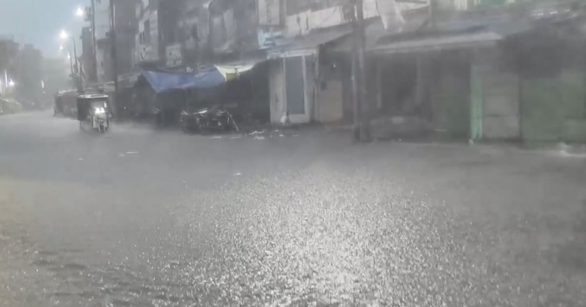 मौसम विभाग ने पूर्वी UP में जारी किया बारिश का रेड अलर्ट