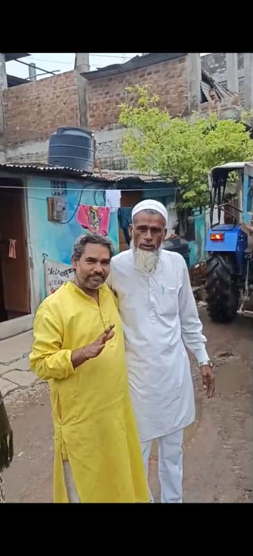 करोंद वार्ड 78 की बदहाली पर सियासी तंज़, देखें वीडियो