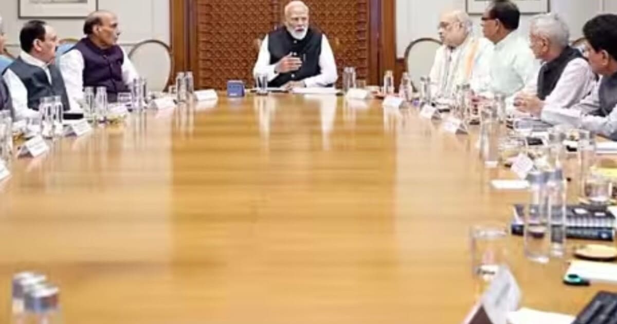 मोदी सरकार का 'वन डे, वन यूनिवर्सिटी' प्लान! हर दिन कैंपस पहुंचेंगे केंद्रीय मंत्री, सीधे Gen Z से करेंगे बात