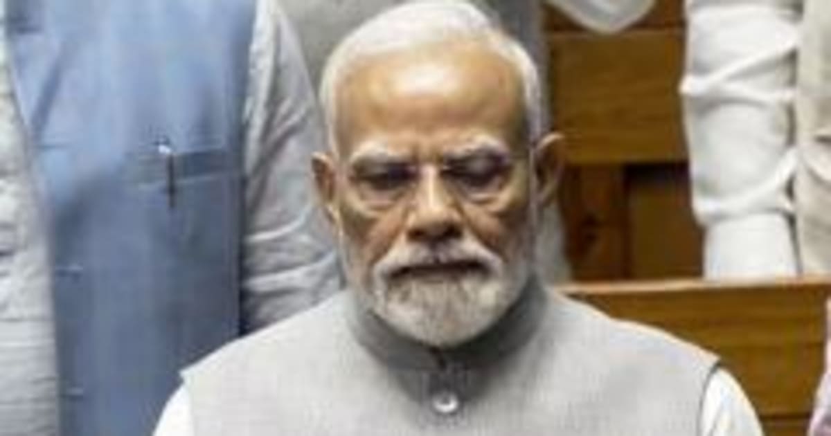 पीएम केयर्स फ़ंड: ख़ज़ाने में हज़ारों करोड़ जमा लेकिन ख़र्च हुए सिर्फ़ कुछ लाख, उठे सवाल