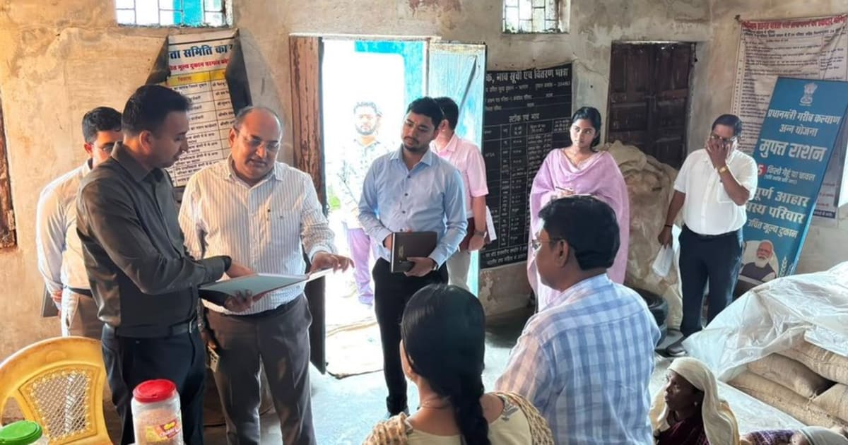 मंडला- संभागायुक्त धनंजय सिंह ने जिले में बिछिया विकासखंड के ग्रामों का किया सघन निरीक्षण