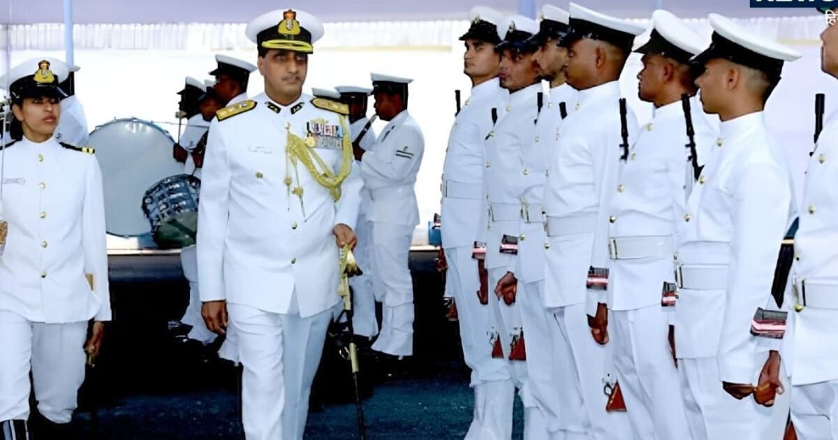 4500 घंटे की रिकॉर्ड उड़ान और 300 जानें बचाईं, फिर प्रियंका त्यागी को परमानेंट कमीशन से क्यों रोका गया?