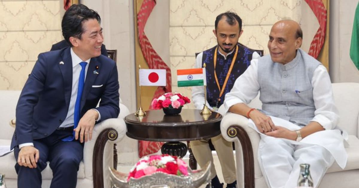 राजनाथ सिंह और जापान के रक्षा मंत्री के बीच द्विपक्षीय बैठक हुई