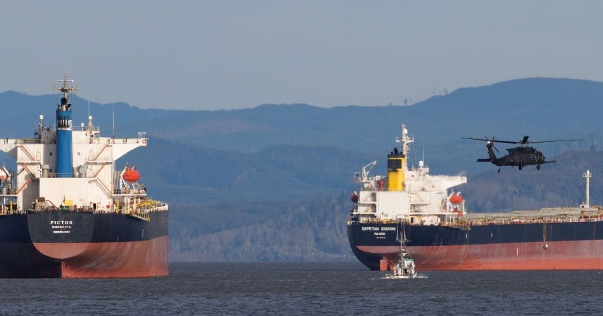 Crude Import : भारत ने निकाल लिया होर्मुज का तोड़, इस देश से खरीद रहा अमेरिका-इराक से भी ज्यादा तेल