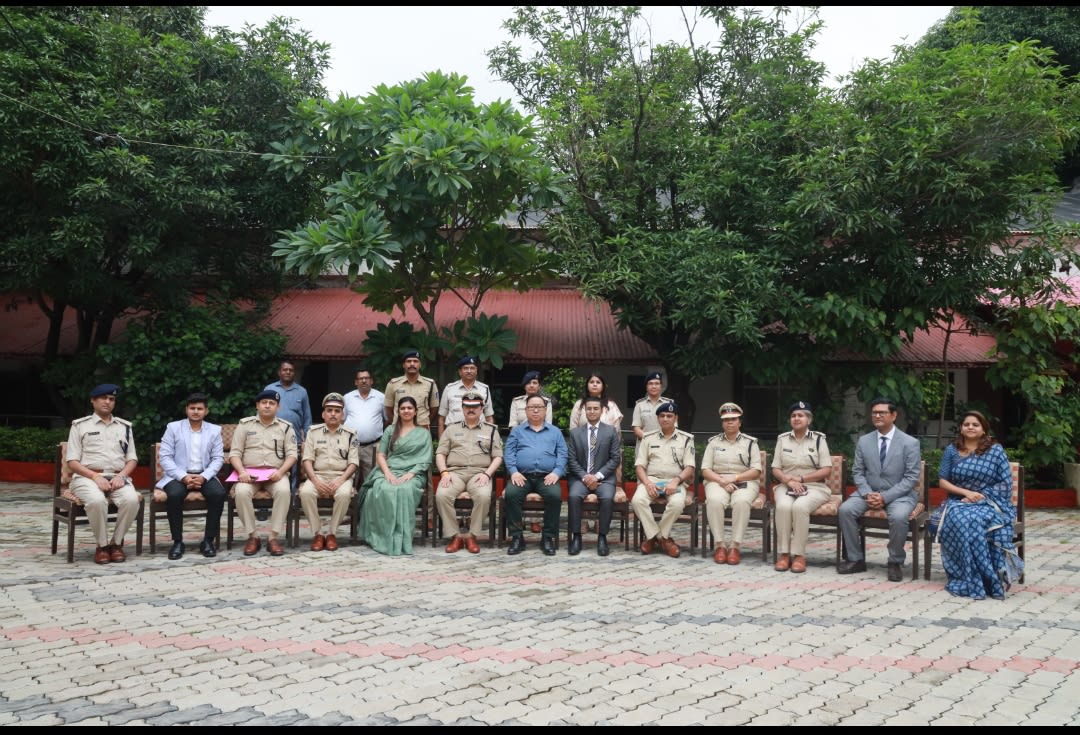 प्रशिक्षण में शामिल प्रतिनिधिमंडल