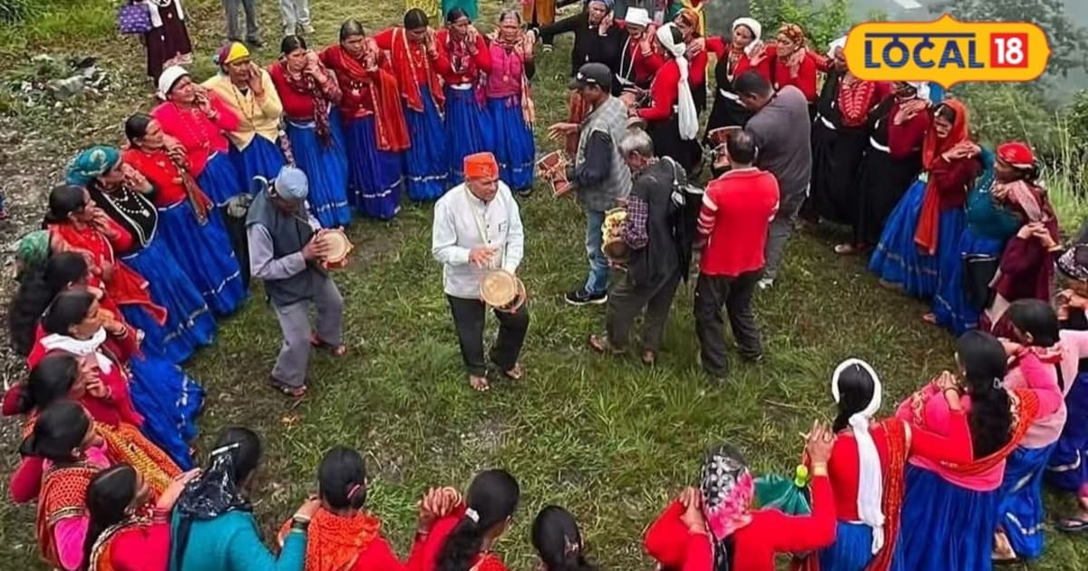 बागेश्वर में हुड़के की थाप पर झोड़ा-चांचरी लोकगीत और नृत्य की अनूठी परंपरा, पहाड़ी संस्कृति को बनाती है जीवंत