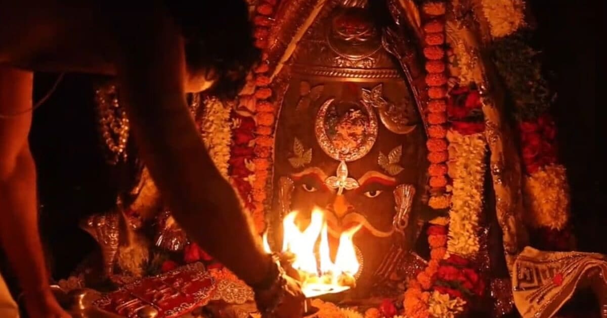 Mahakal Bhasma Aarti Live: सावन में महाकाल के दर्शन, देखें आज की भस्म आरती