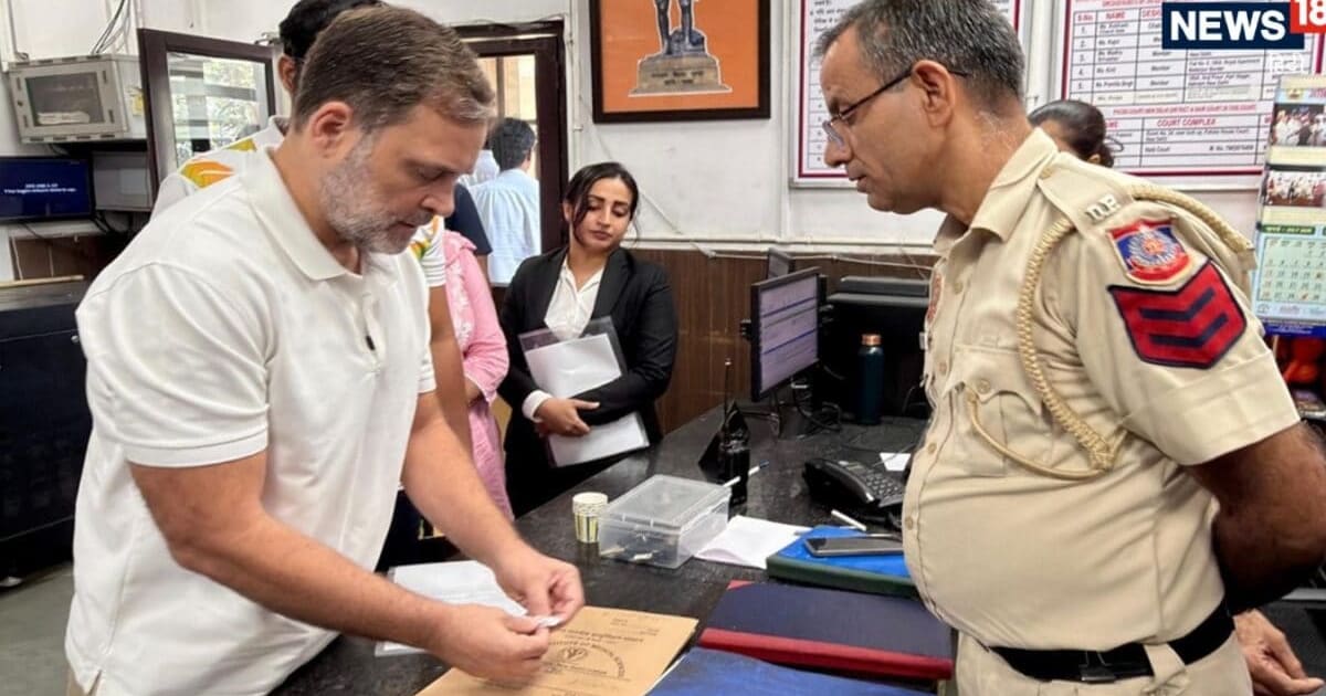 Opinion: वंदे मातरम पर बुरी तरह घिरी कांग्रेस, राहुल गांधी ने पिंड छुड़ाने को खेल दी 'पैलेट गन' वाली पॉलिटिक्स