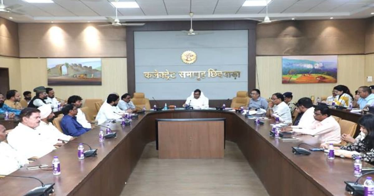 छिन्दवाडा : ईद मिलाद-उन-नवी, भुजलिया, जन्माष्टमी एवं गणेश उत्सव को लेकर शांति समिति की बैठक सम्पन्न