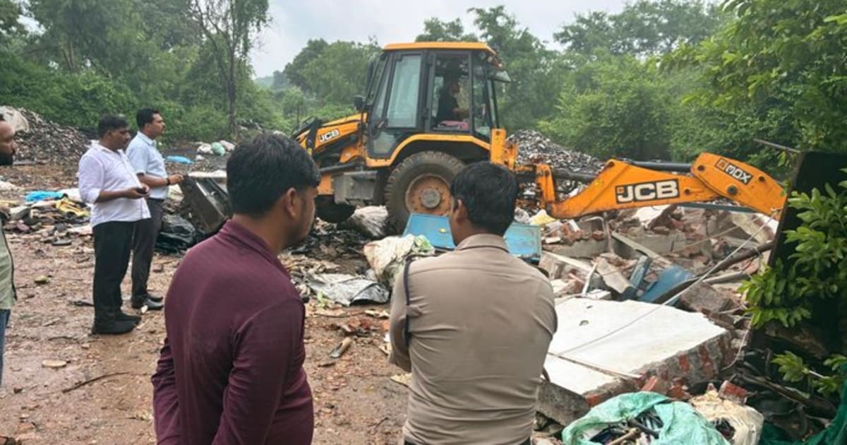 ग्वालियर- लगभग 18.18 करोड़ रुपये कीमत की 0.606 हेक्टेयर सरकारी जमीन कराई अतिक्रमण मुक्त