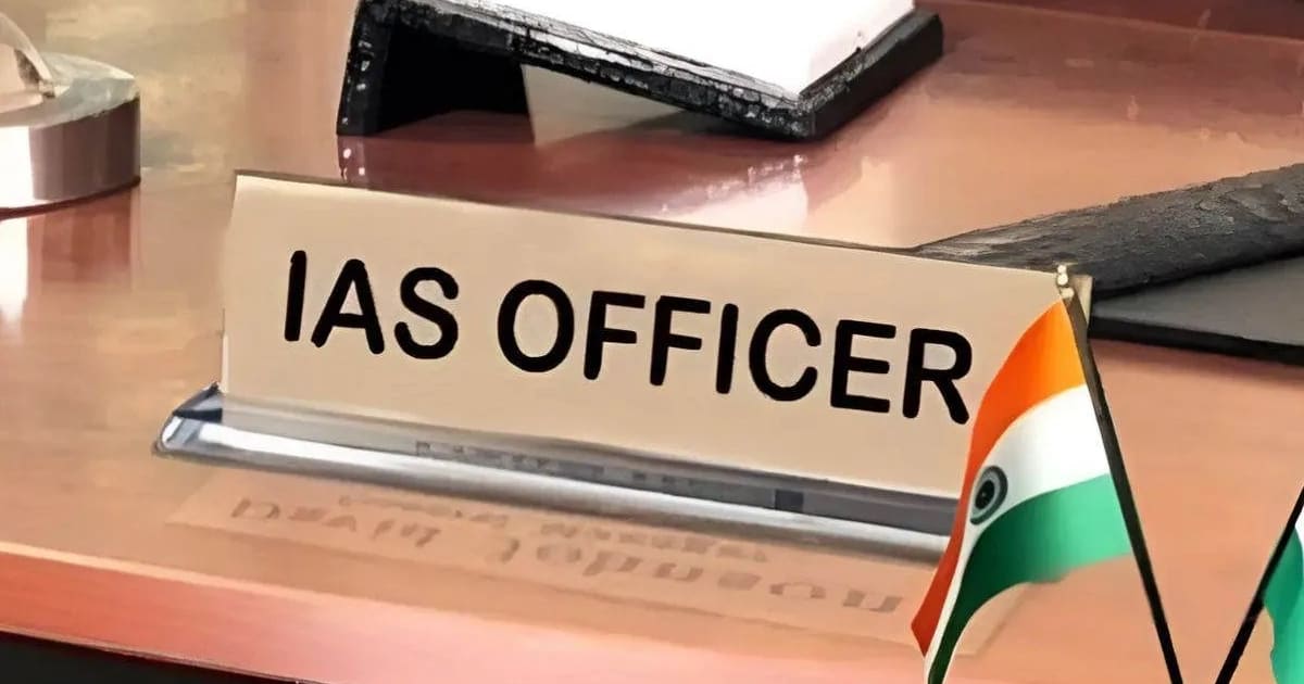 एमपी में बड़ा प्रशासनिक फेरबदल, 13 सीईओ को हटाया, 4 अफसरों को अहम जिम्मेदारी