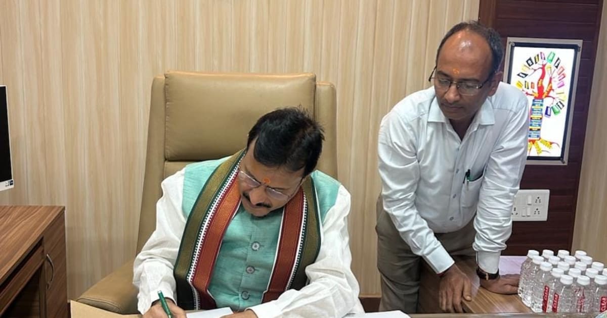 प्रो. बिहारी लाल शर्मा ने दूसरे कार्यकाल के लिए कुलपति पद संभाला
