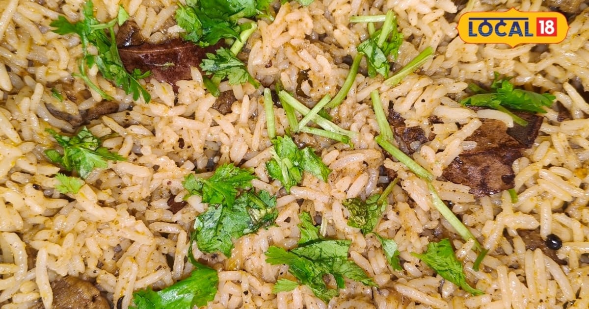 Veg Biryani Recipe: चावल में मसालों की खुशबू और सोयाबीन का स्वाद, कुछ ऐसी बनेगी घर की स्पेशल वेज बिरयानी