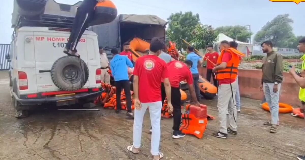 होमगार्ड के साथ आपदा से लड़ने के लिए सरकार गांव-गांव में तैयार करा रही वॉलिंटियर, सरकारी नौकरी में मिलेगा फायदा