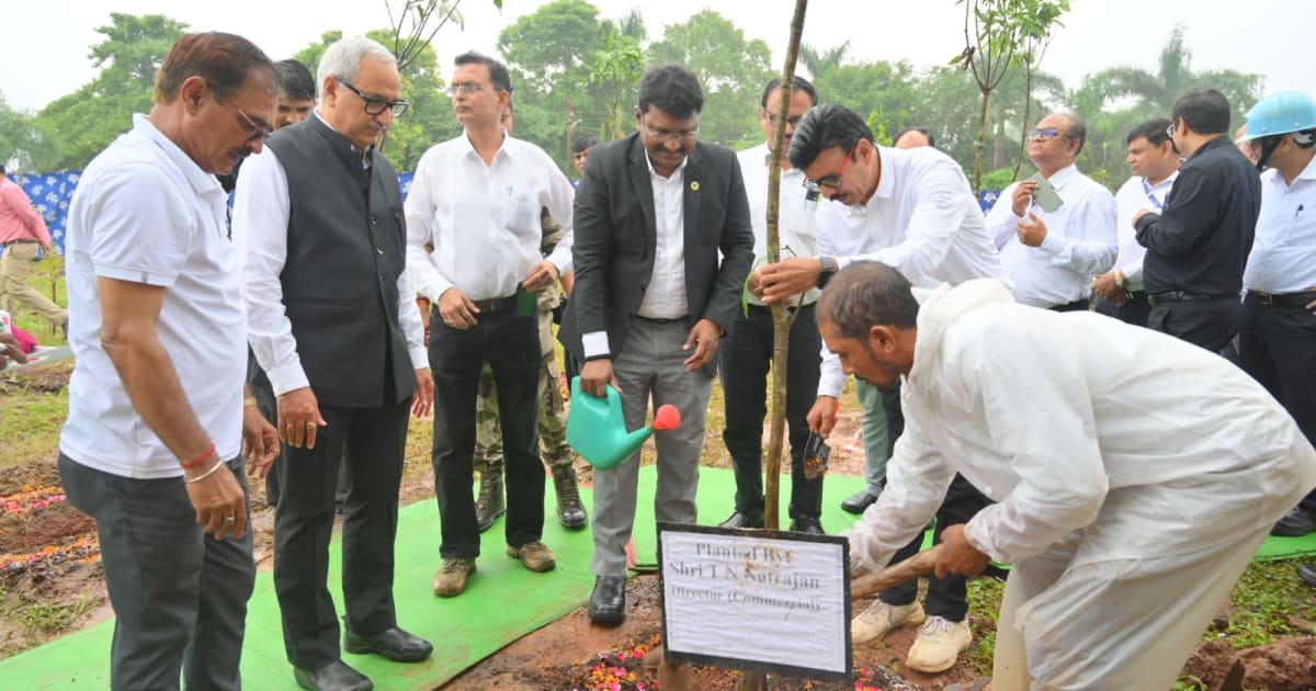 सेल के निदेशक टी.एन. नटराजन ने किया भिलाई इस्पात संयंत्र का दौरा
