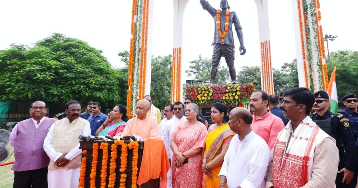 91वें बलिदान दिवस पर शहीद गुलाब सिंह लोधी को सीएम योगी ने दी श्रद्धांजलि