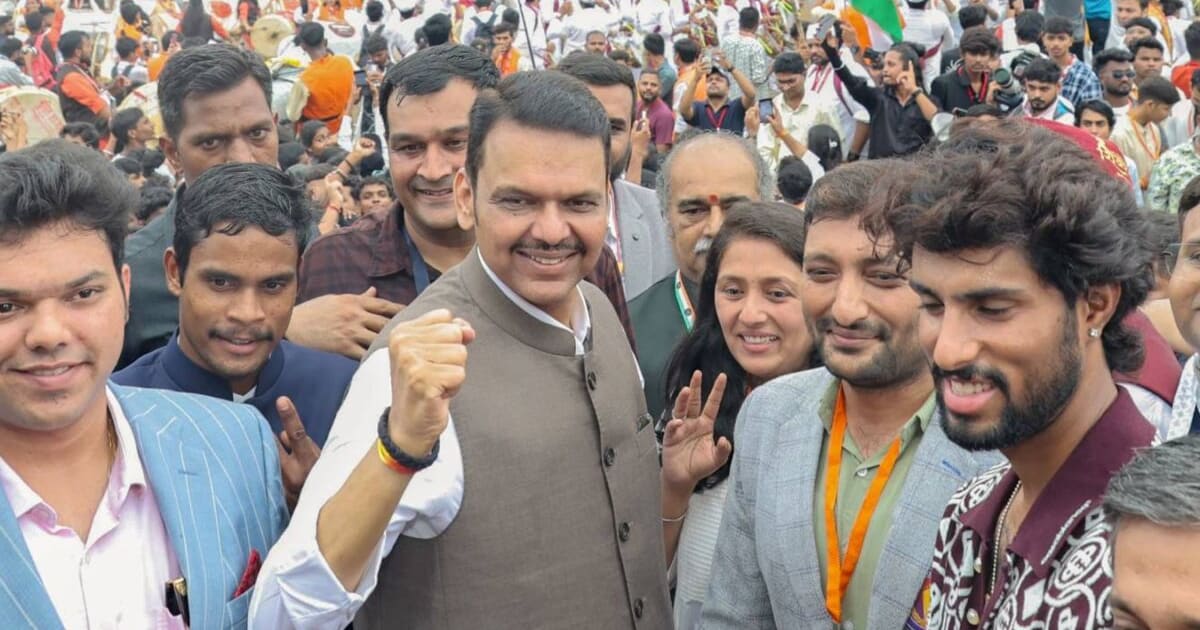 '1992 में बाबरी मस्जिद का ढांचा गिराया गया, तब मैं वहां था, मुझे इस पर बहुत गर्व': देवेंद्र फडणवीस
