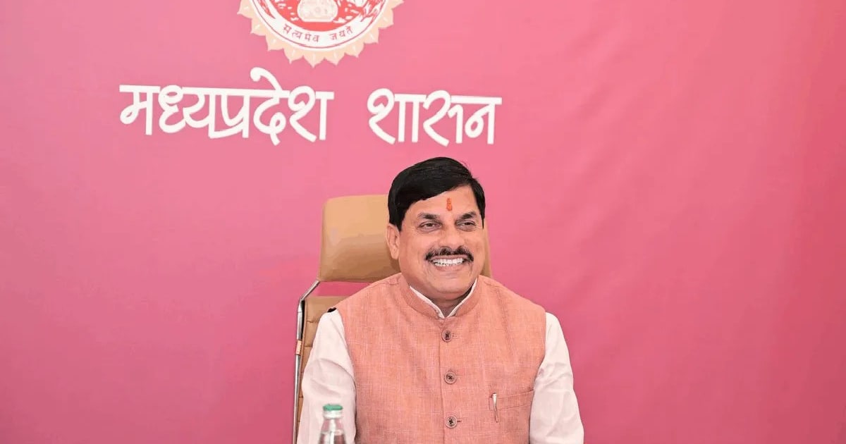 सीएम मोहन यादव ने ऐसा हड़काया कि घबरा गए अफसर, एमपी में कुछ ही घंटों में निपट गईं 500 शिकायतें