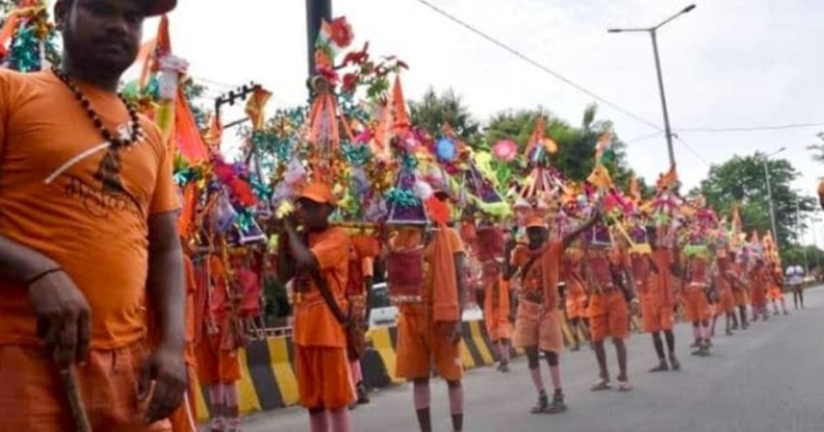 सावन के आखिरी सोमवार पर बदायूं में उमड़ा आस्था का सैलाब, हर-हर महादेव से गूंजा हाईवे