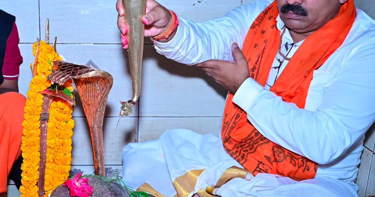 सावन मास के अंतिम सोमवार को प्रदेश के विभिन्न शिवालयों में उमड़ी भक्तों की भीड़
