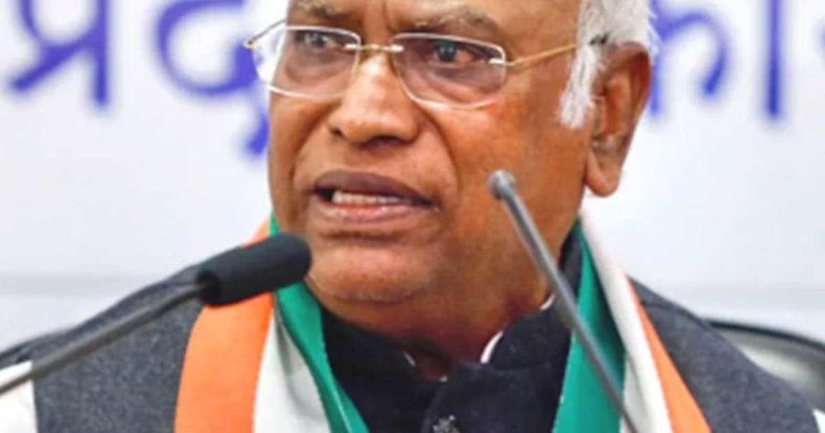 खड़गे बोले-सरकार की चोर दरवाजे से आरक्षण हटाने की योजना:सरकारी पद खाली रखने से अवसर खत्म, भाजपाई नीति का पर्दाफाश हो चुका